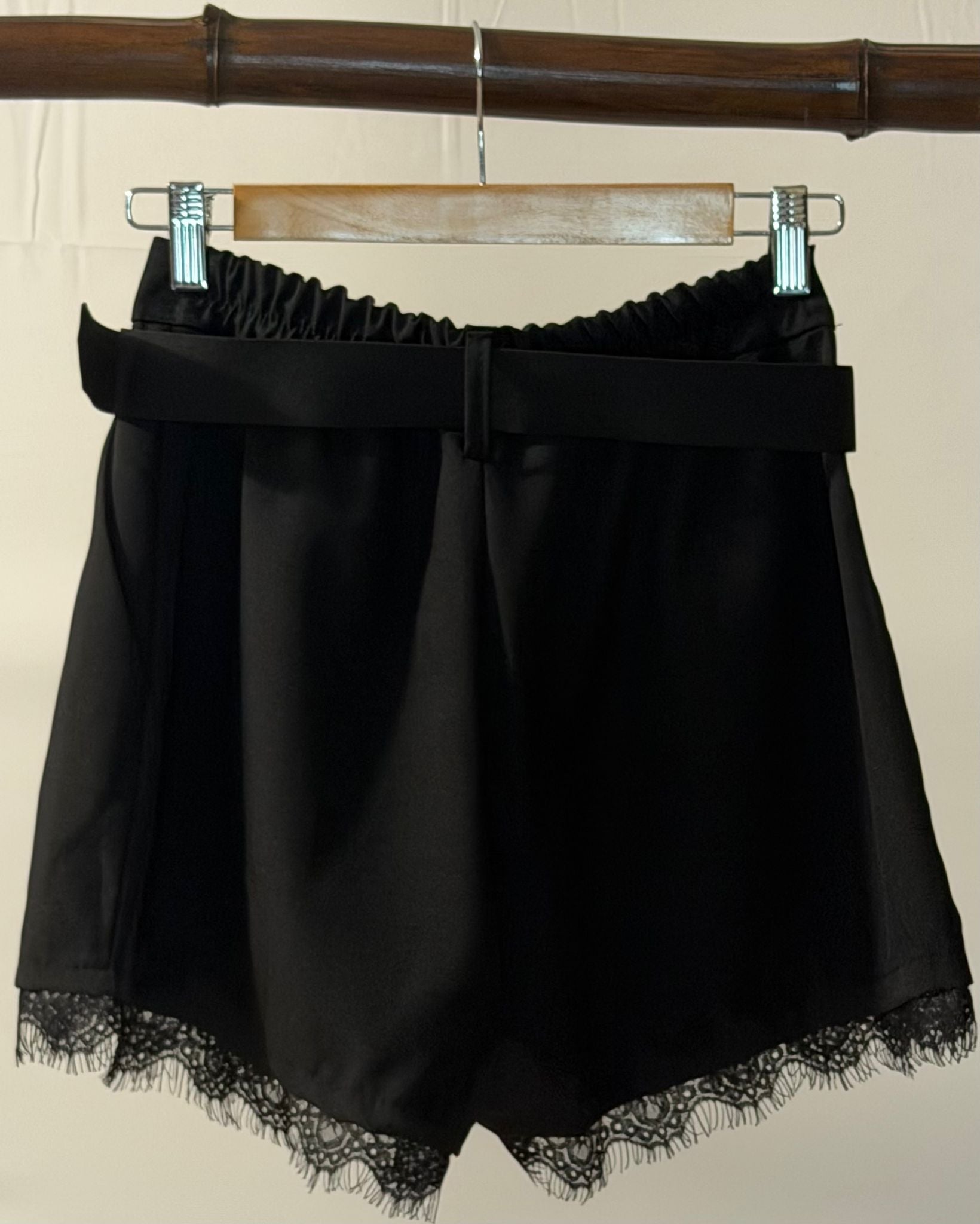 Pantalone corto Lara