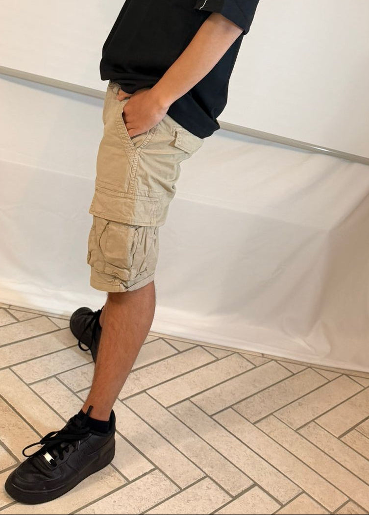 Pantalone cargo corto